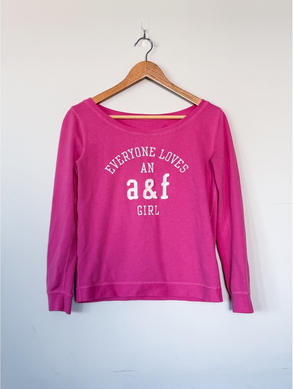 Abercrombie & Fitch Kids Everybody Loves an A&F girl Long Sleeve Sweatshirt